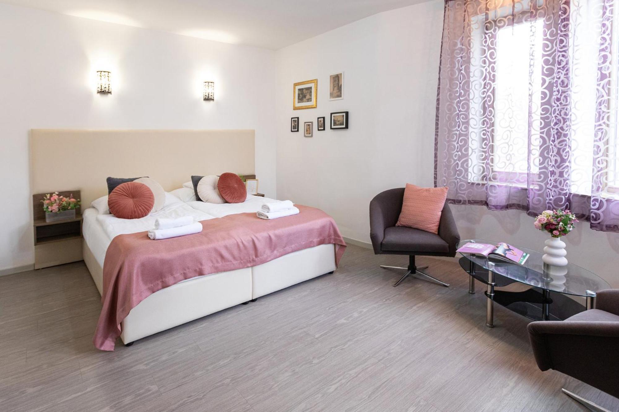 Csillag Villa Balatonalmádi Eksteriør bilde